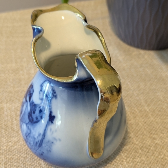 Royal Bayreuth Creamer Babes In The Woods Girl Petting Dog - Picture 6 of 10